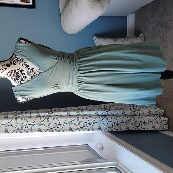 The North Face dress with pockets - Picture 2 of 15